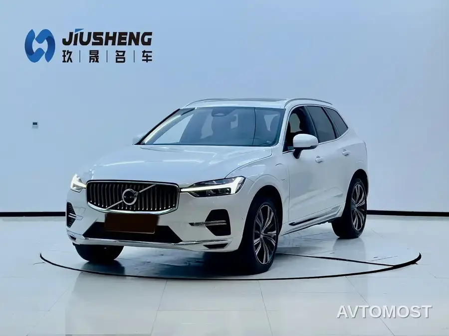 Volvo XC60 Plug-in Hybrid 2022 T8 PHEV AWD Inscription Luxury