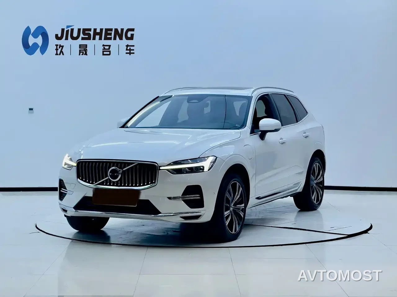 Volvo XC60 Plug-in Hybrid 2022 T8 PHEV AWD Inscription Luxury — фото 1