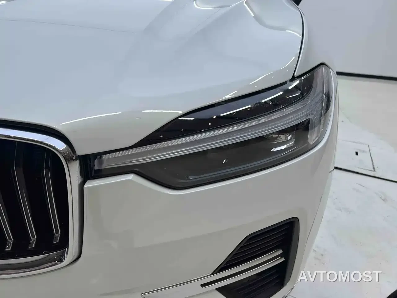 Volvo XC60 Plug-in Hybrid 2022 T8 PHEV AWD Inscription Luxury — фото 12
