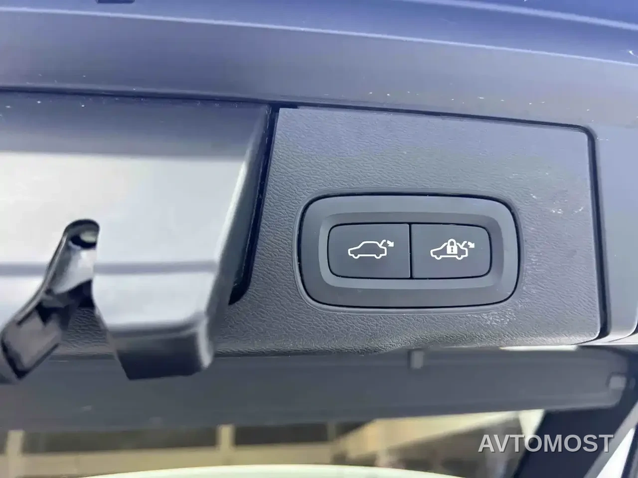 Volvo XC60 Plug-in Hybrid 2022 T8 PHEV AWD Inscription Luxury — фото 19