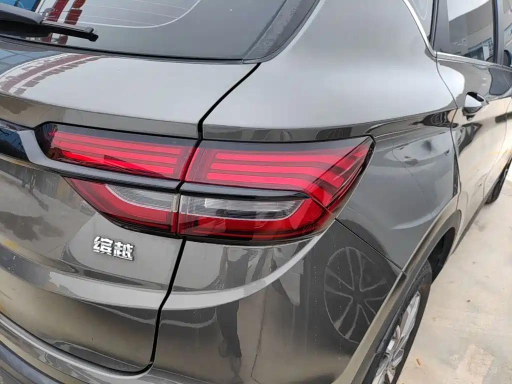 Geely Binyue 2023 Model 1.4T Manual Gold Edition — фото 8