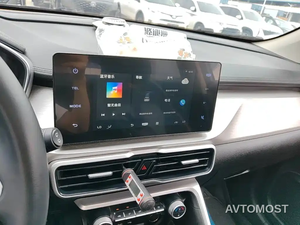 Geely Binyue 2023 Model 1.4T Manual Gold Edition — фото 13