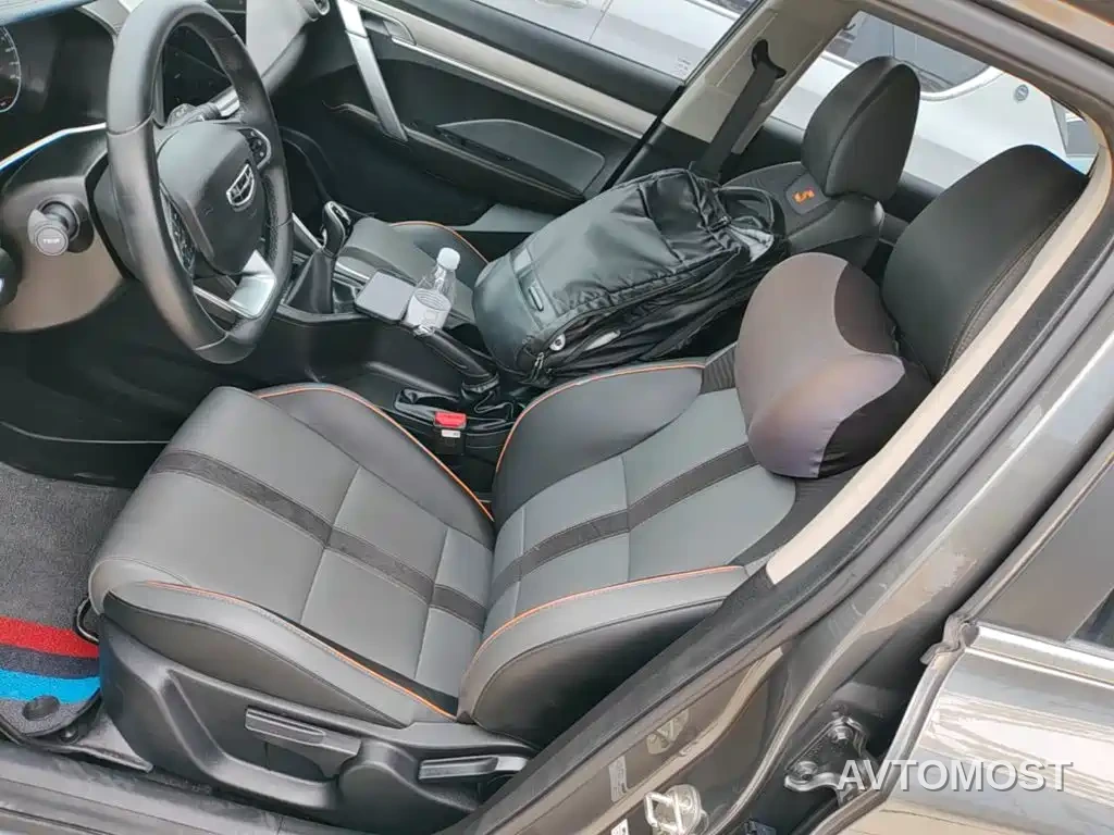 Geely Binyue 2023 Model 1.4T Manual Gold Edition — фото 15