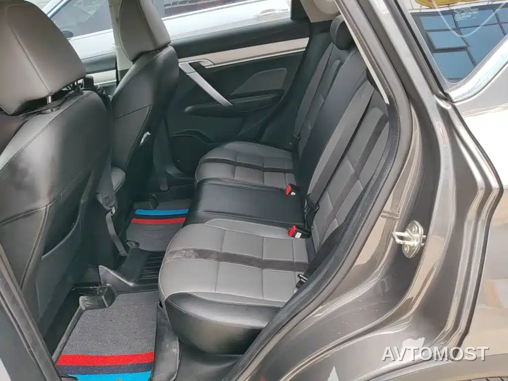 Geely Binyue 2023 Model 1.4T Manual Gold Edition — фото 17
