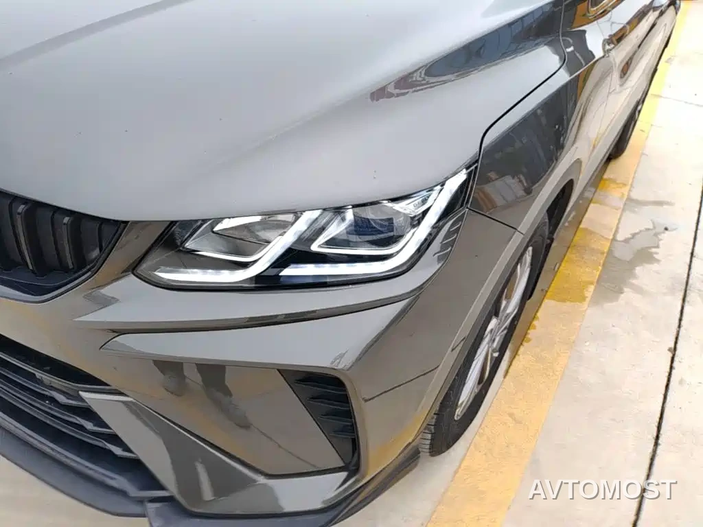 Geely Binyue 2023 Model 1.4T Manual Gold Edition — фото 24