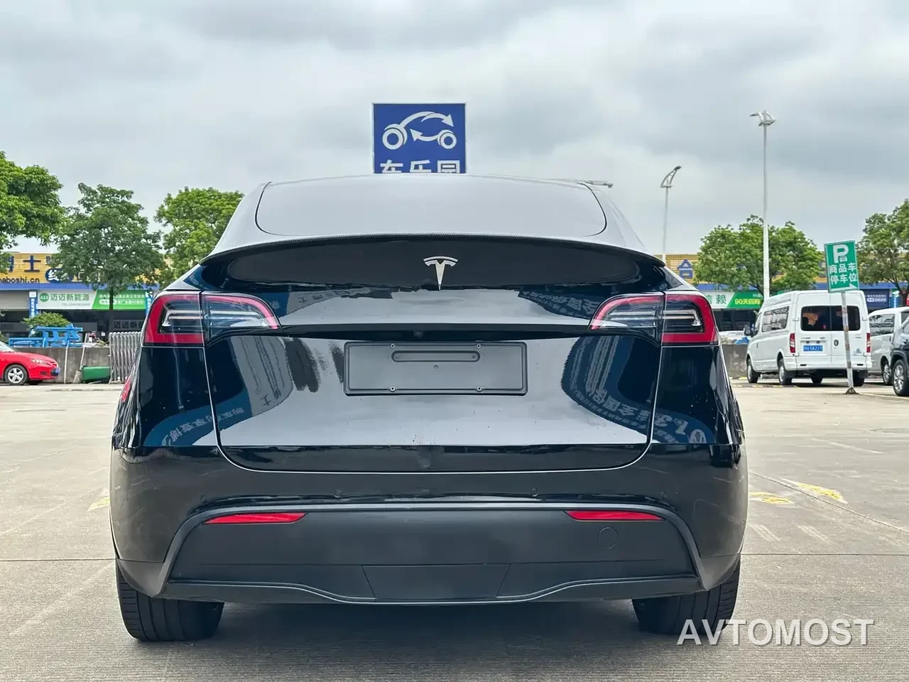 Tesla Model Y 2021 Standard Range Rear-Wheel Drive — фото 4