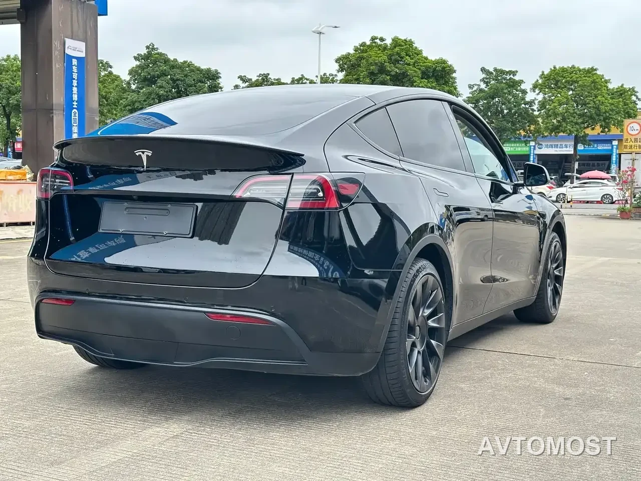 Tesla Model Y 2021 Standard Range Rear-Wheel Drive — фото 5