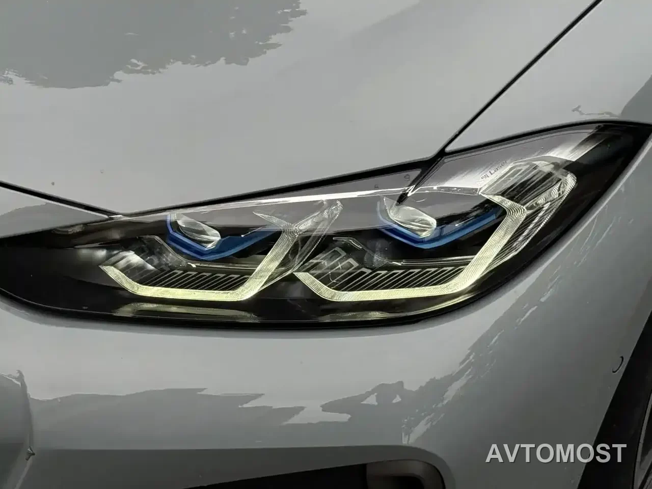 BMW i4 M50 2023 M50 — фото 10