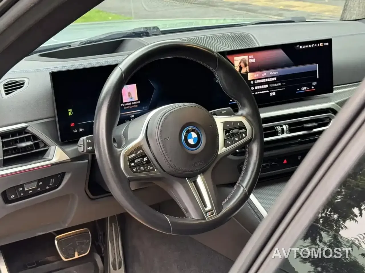 BMW i4 M50 2023 M50 — фото 15