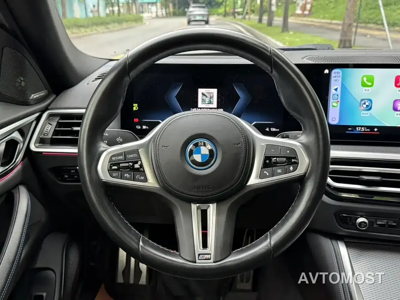 BMW i4 M50 2023 M50 — фото 18