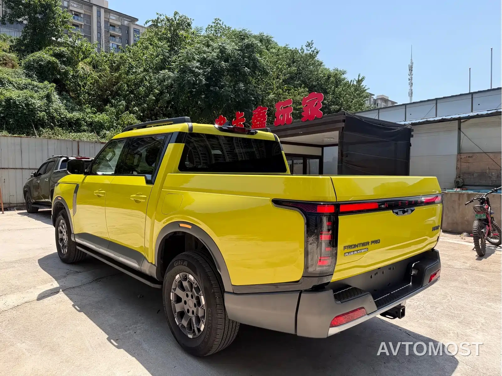 Nissan Frontier Pro PHEV 2026 Model 131KM 4WD Flagship Edition — фото 6