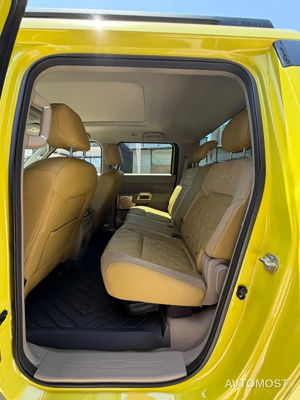 Nissan Frontier Pro PHEV 2026 Model 131KM 4WD Flagship Edition — фото 8