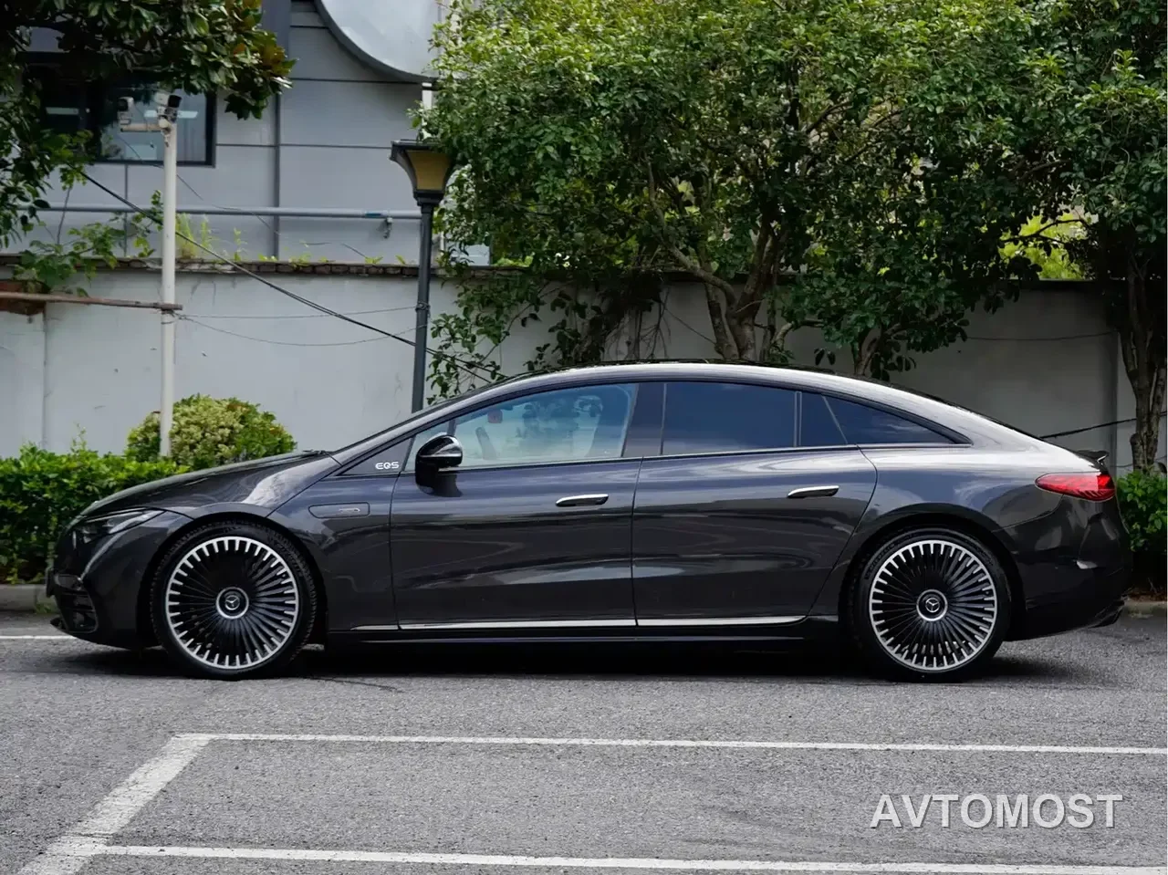 Mercedes-Benz EQS AMG 2023 AMG EQS 53 4MATIC+ — фото 3