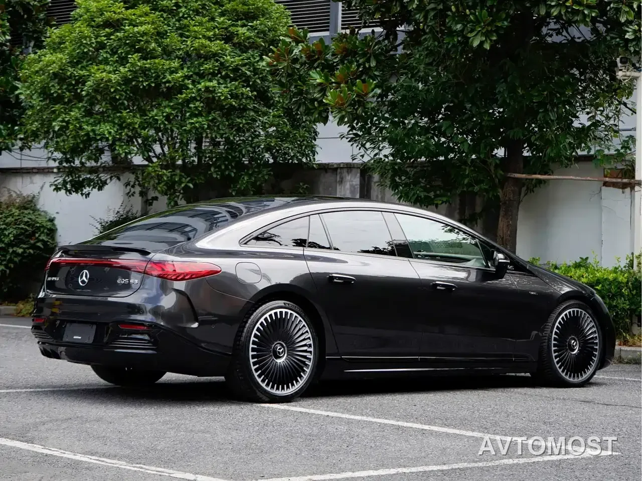 Mercedes-Benz EQS AMG 2023 AMG EQS 53 4MATIC+ — фото 4