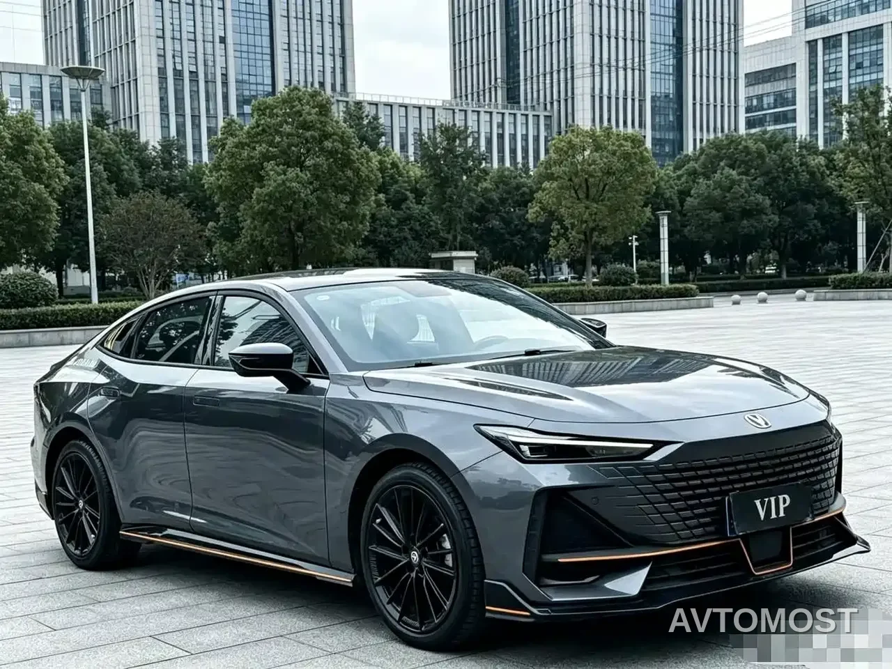 Changan UNI-V 2022 1.5T Sport Edition — фото 3