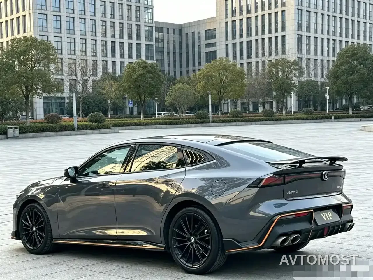 Changan UNI-V 2022 1.5T Sport Edition — фото 4