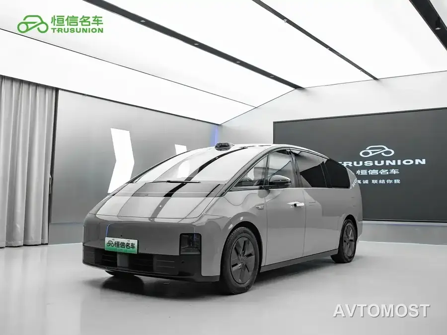 Li Auto MEGA 2024 Ultra