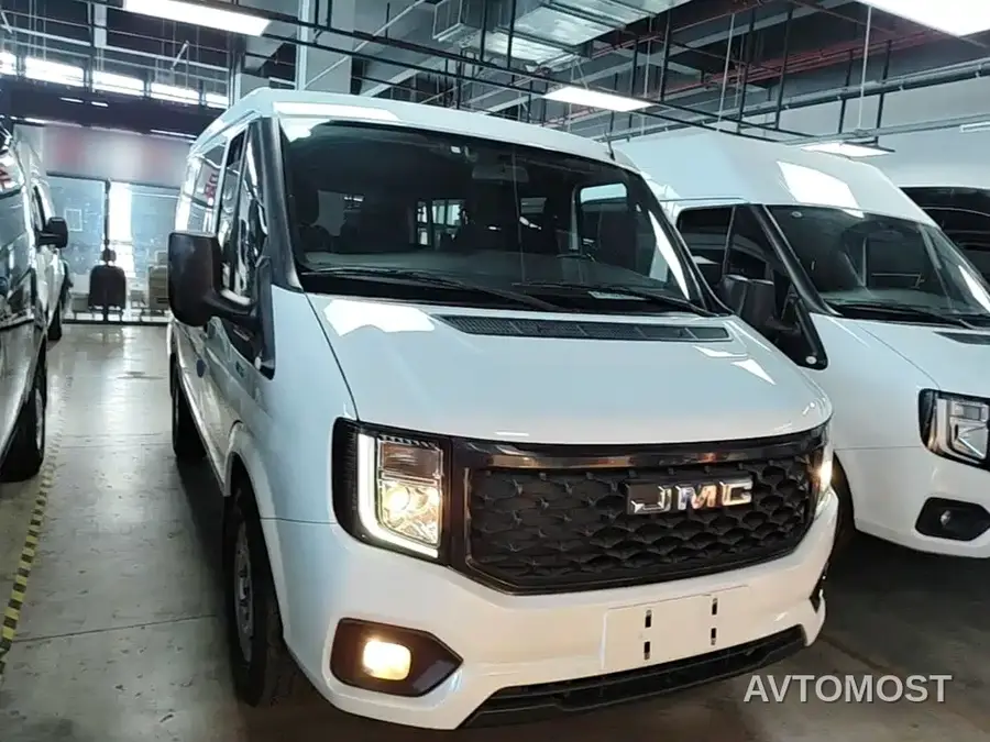 Jiangling JMC Fushun 2023 2.0T Manual Short Wheelbase Low Roof Commercial MPV 6 Seats with Lift-up Tailgate