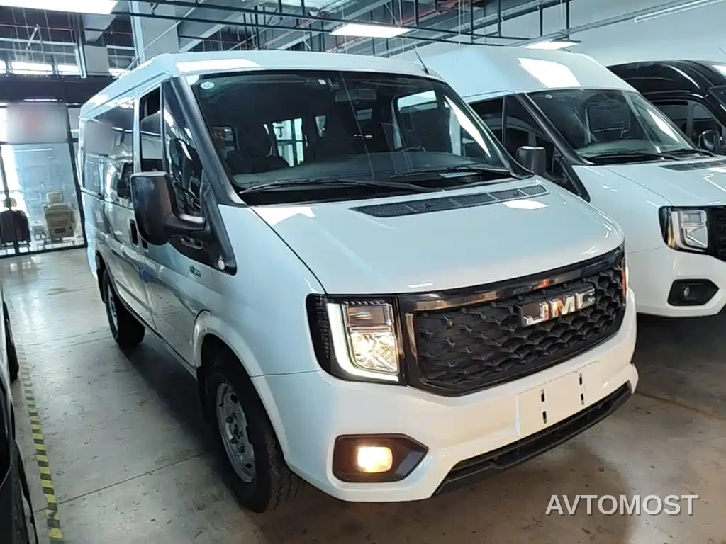 Jiangling JMC Fushun 2023 2.0T Manual Short Wheelbase Low Roof Commercial MPV 6 Seats with Lift-up Tailgate — фото 2