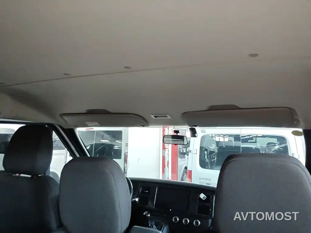 Jiangling JMC Fushun 2023 2.0T Manual Short Wheelbase Low Roof Commercial MPV 6 Seats with Lift-up Tailgate — фото 15