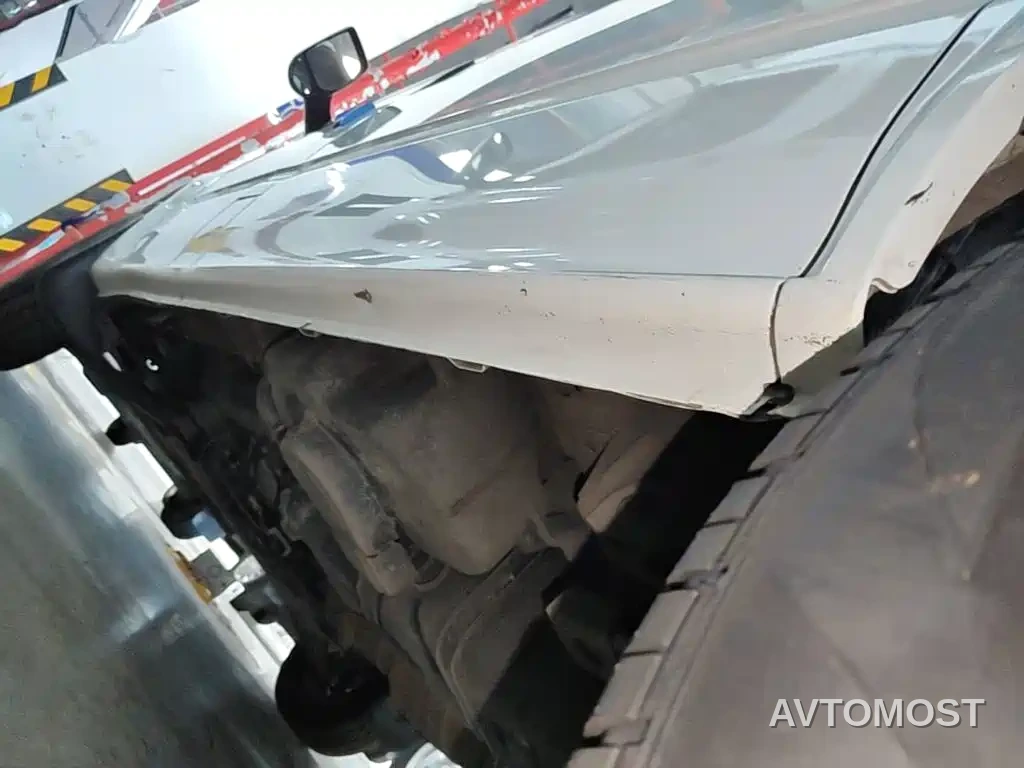 Jiangling JMC Fushun 2023 2.0T Manual Short Wheelbase Low Roof Commercial MPV 6 Seats with Lift-up Tailgate — фото 19