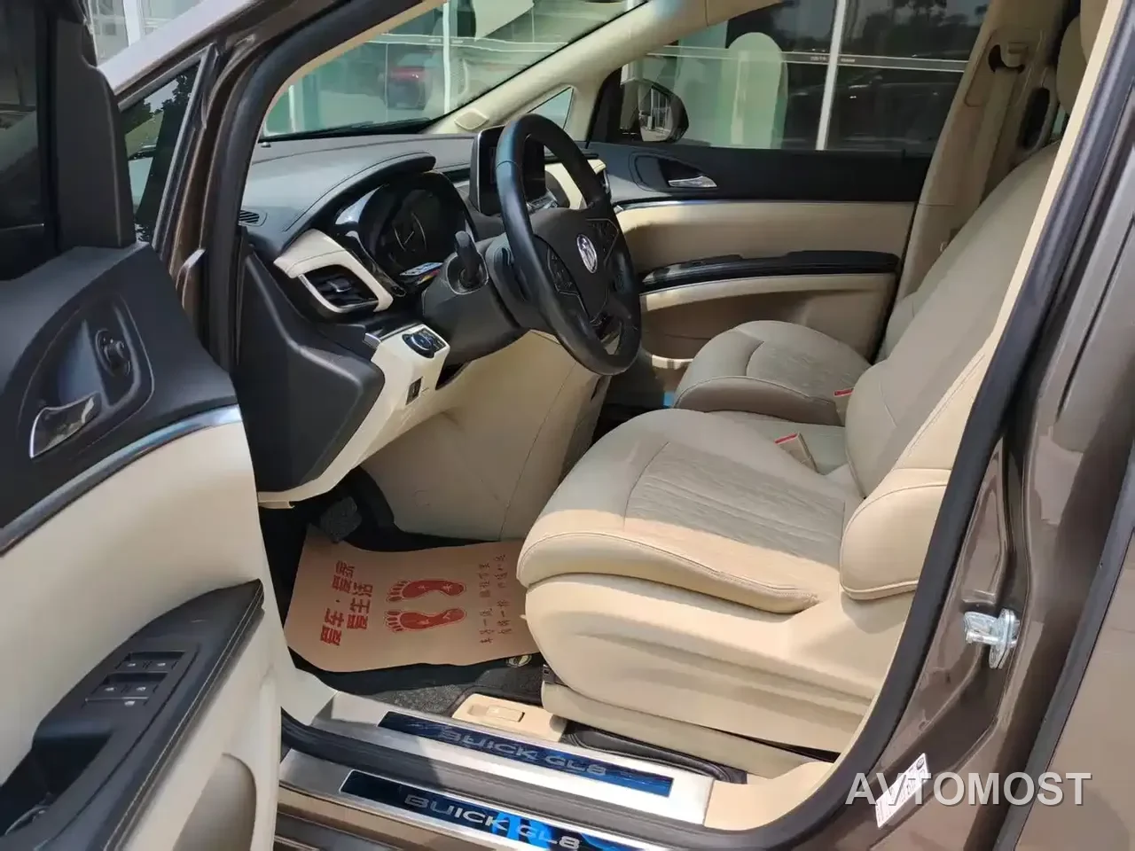 Buick GL8 2023 Land Business Class 652T Smart Luxury — фото 8