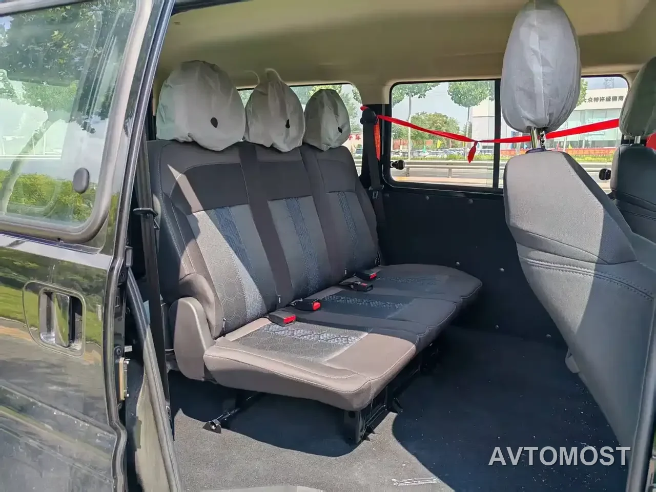 Dongfeng Fengxing Lingzhi New Energy 2025 110km EREV Basic 5-seater — фото 9