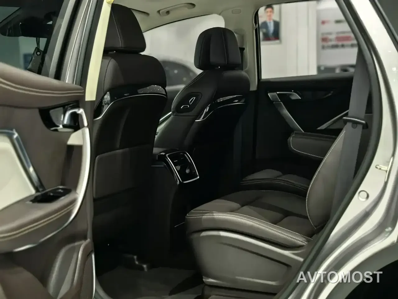 Geely Jiaji New Energy 2021 ePro 1.5TD PHEV Premium Type — фото 8
