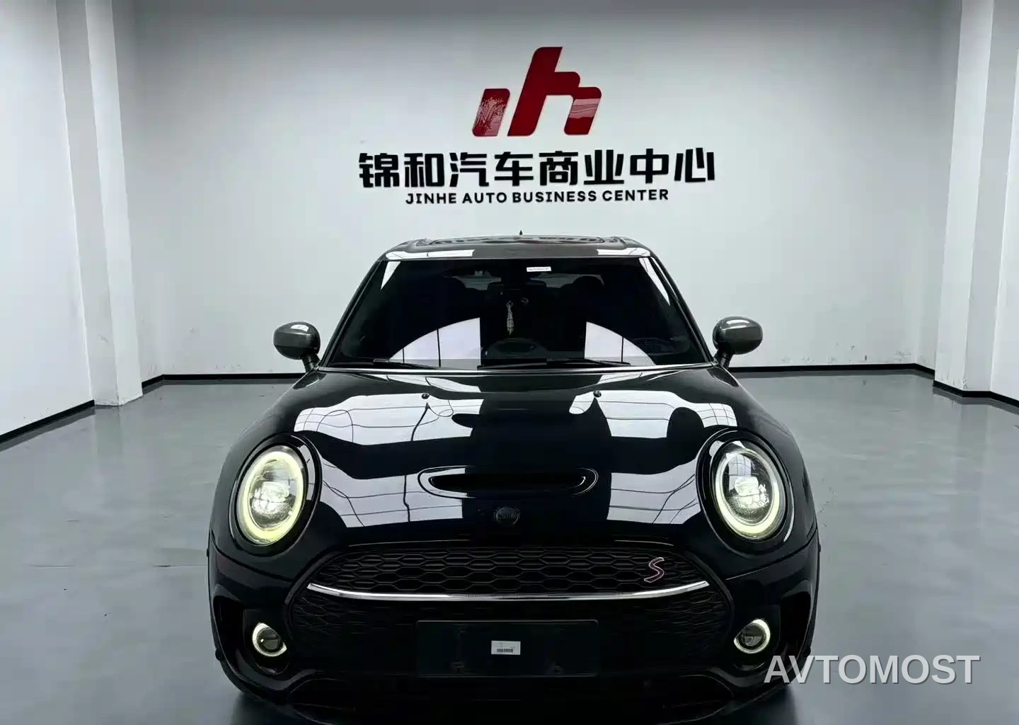 MINI CLUBMAN 2023 2.0T COOPER S Connoisseur — фото 2