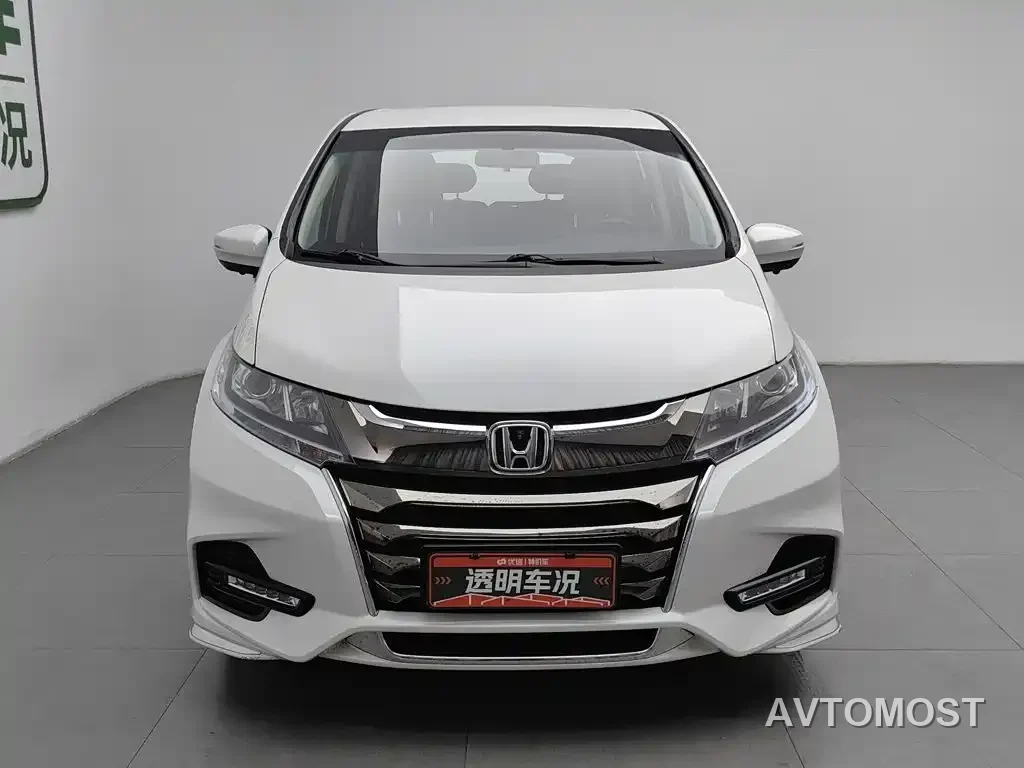 Honda Odyssey 2021 2.0L Sharp Comfort Edition — фото 3