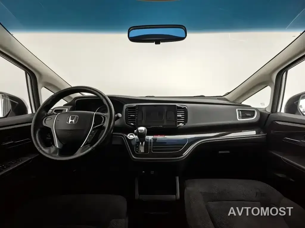 Honda Odyssey 2021 2.0L Sharp Comfort Edition — фото 5