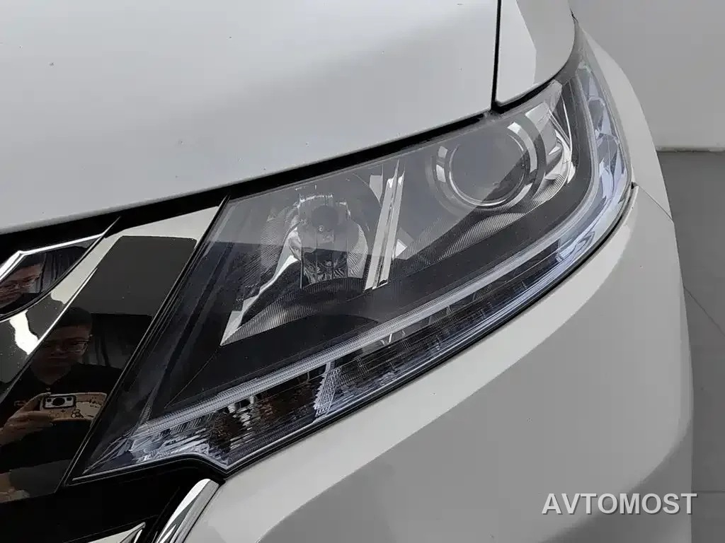Honda Odyssey 2021 2.0L Sharp Comfort Edition — фото 6