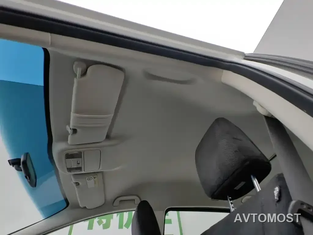 Honda Odyssey 2021 2.0L Sharp Comfort Edition — фото 12