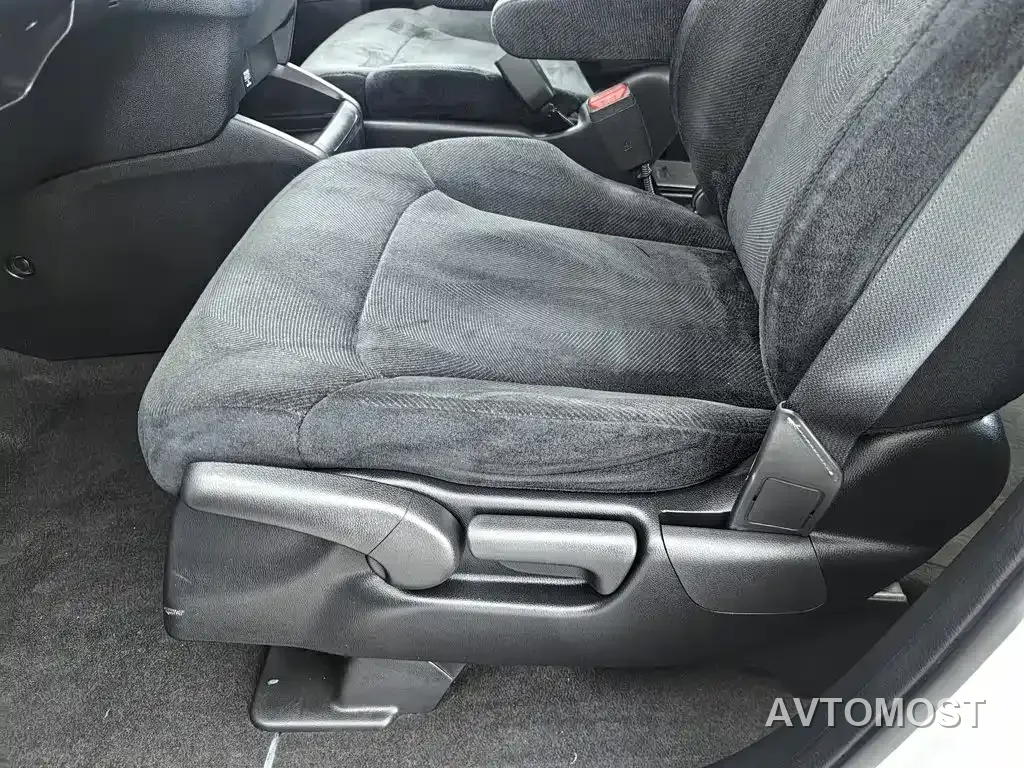 Honda Odyssey 2021 2.0L Sharp Comfort Edition — фото 17