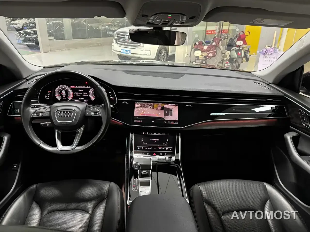 Audi Q8 2022 55 TFSI Luxury Dynamic — фото 4