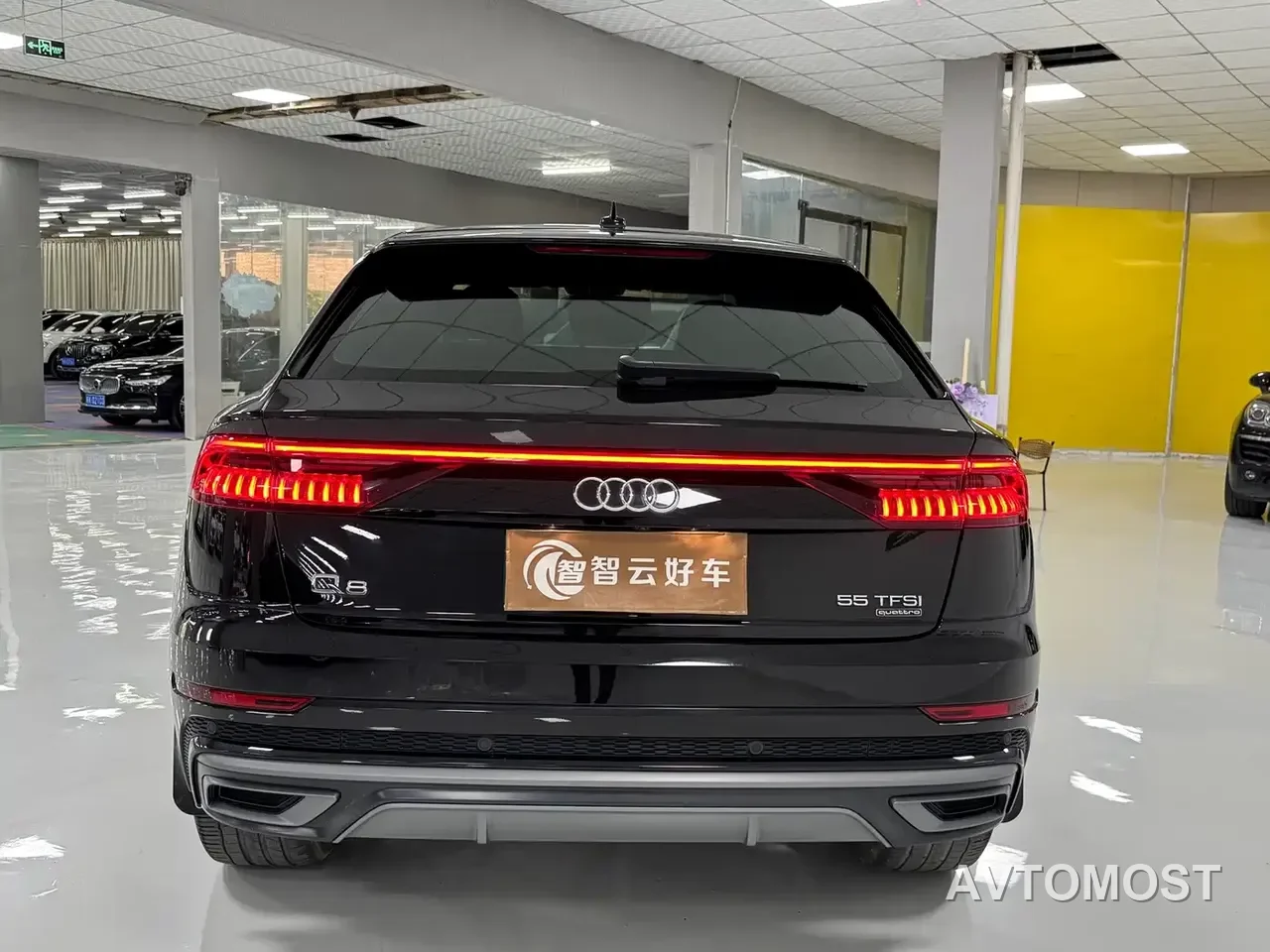 Audi Q8 2022 55 TFSI Luxury Dynamic — фото 6