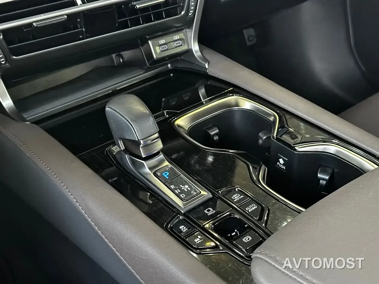 Lexus RX New Energy 2023 450h+ 4WD Enjoyment — фото 7