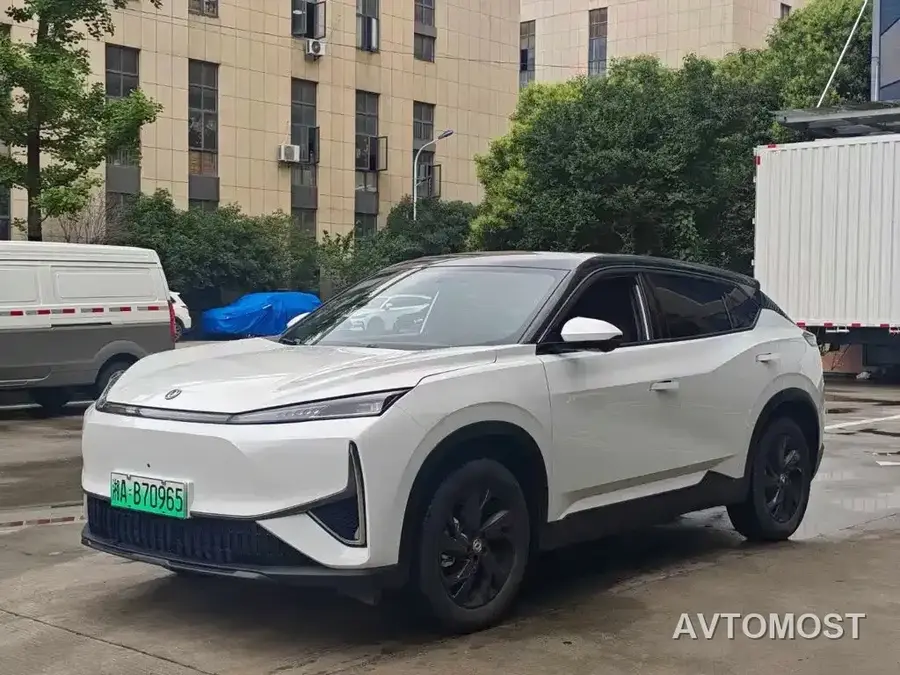 Dongfeng Fengshen L7 2025 Model 518 Premium Champion Edition