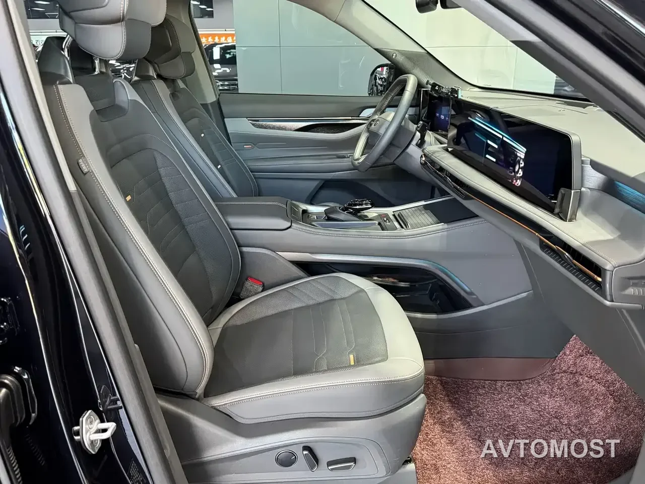 Ford Edge 2023 Edge L 2.0T EcoBoost E Hybrid AWD 7-Seater Premium — фото 5