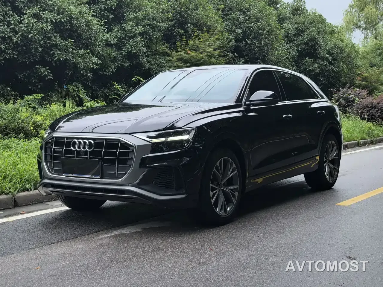 Audi Q8 2021 Model 55 TFSI Luxury Dynamic — фото 1
