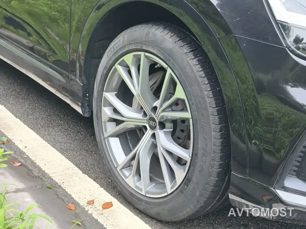 Audi Q8 2021 Model 55 TFSI Luxury Dynamic — фото 15