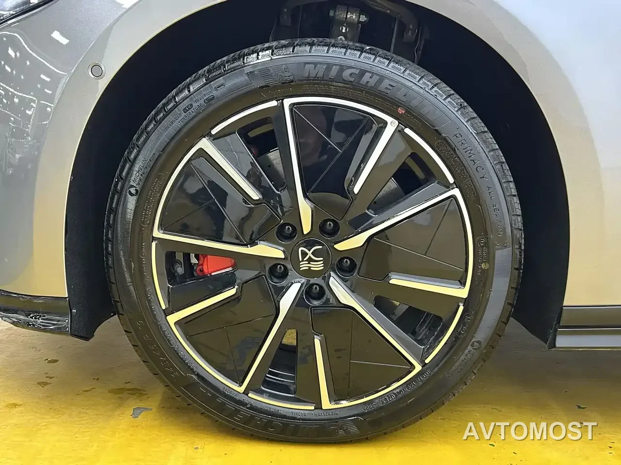 BYD Han L 2025 EV 701KM LiDAR Premium — фото 1