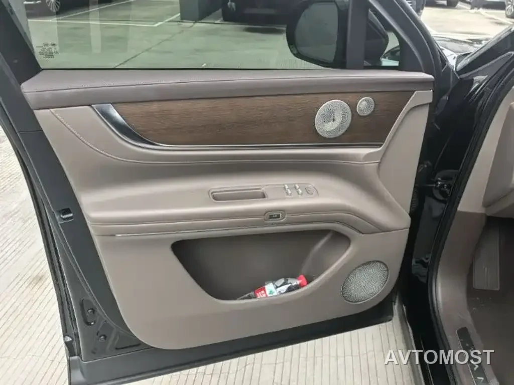 AITO M9 2024 Extended Range Max 42kWh 5-seater — фото 2