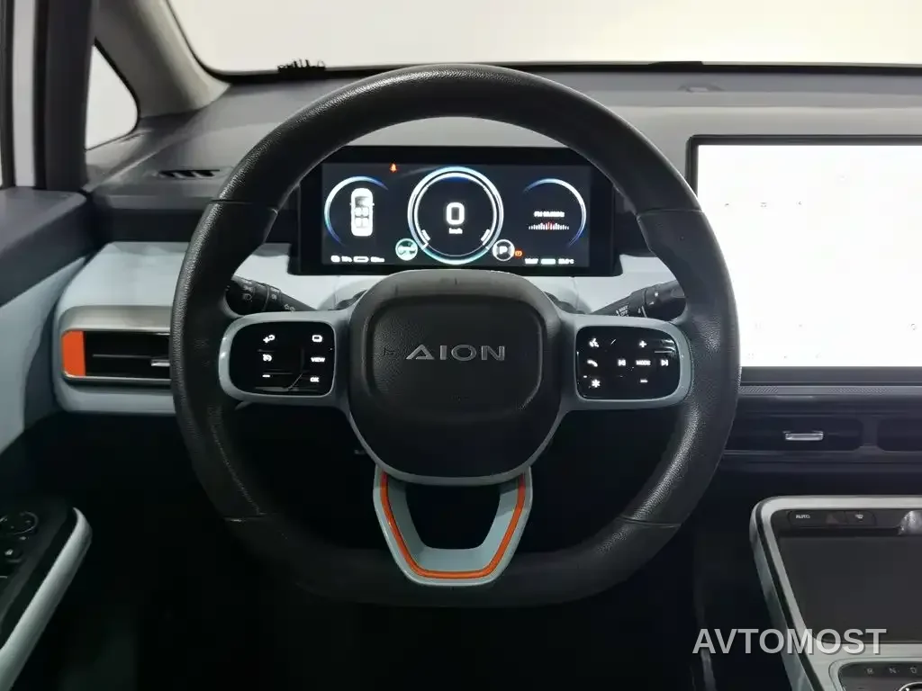 AION Y 2021 70 Intelligent Leader Edition — фото 9