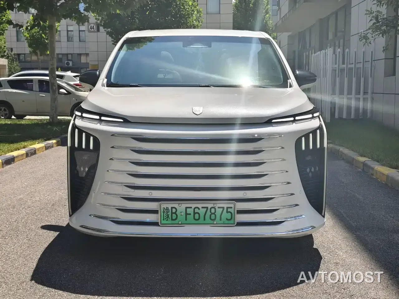 Dongfeng Fengxing Starlight V9 2024 1.5TD 200km Cloud Ladder Series Premium — фото 2