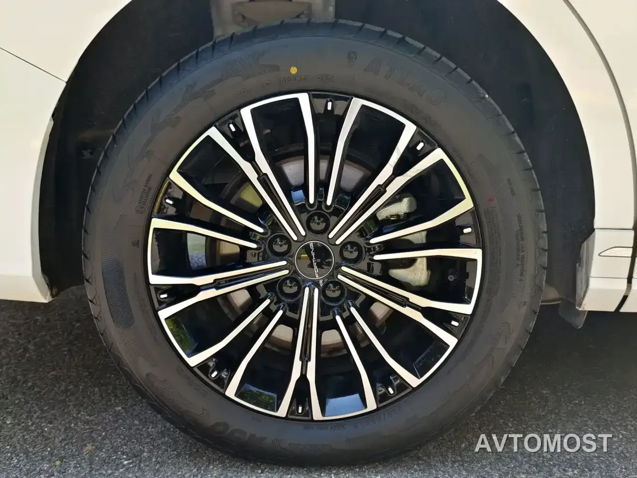 Dongfeng Fengxing Starlight V9 2024 1.5TD 200km Cloud Ladder Series Premium — фото 13
