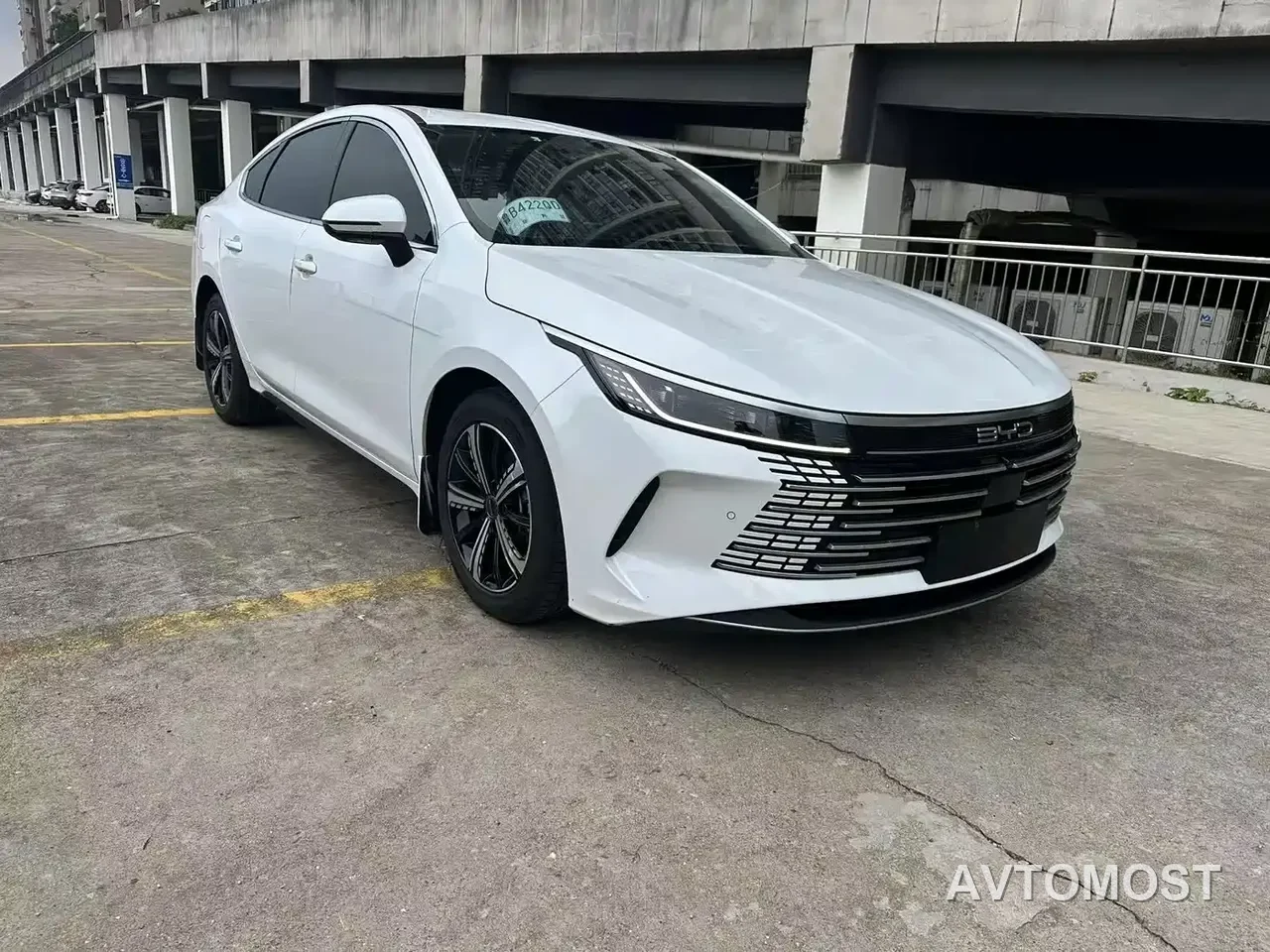 BYD Destroyer 05 2022 DM-i 55KM Premium — фото 3
