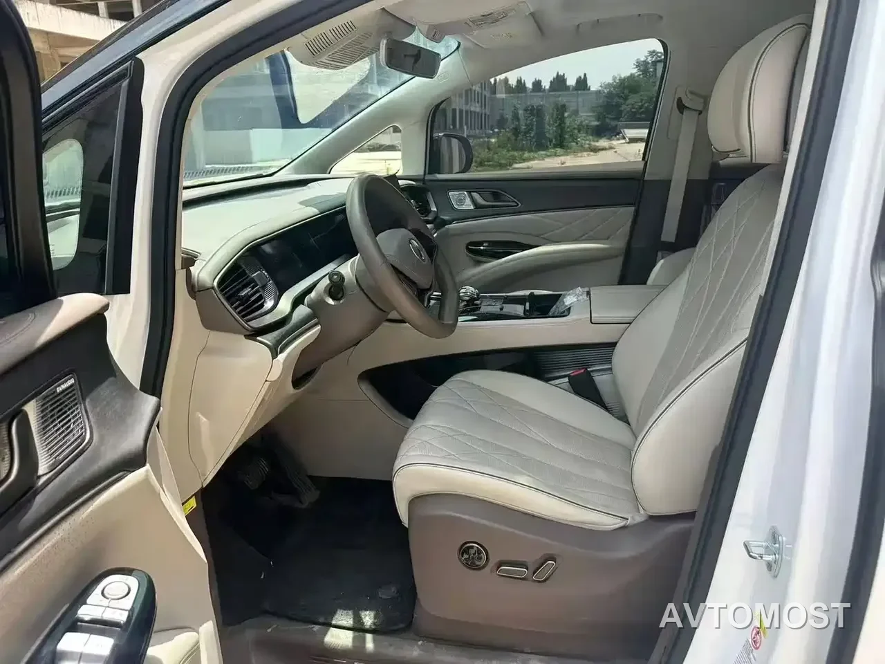 Denza D9 2022 DM-i 970 AWD Flagship — фото 6