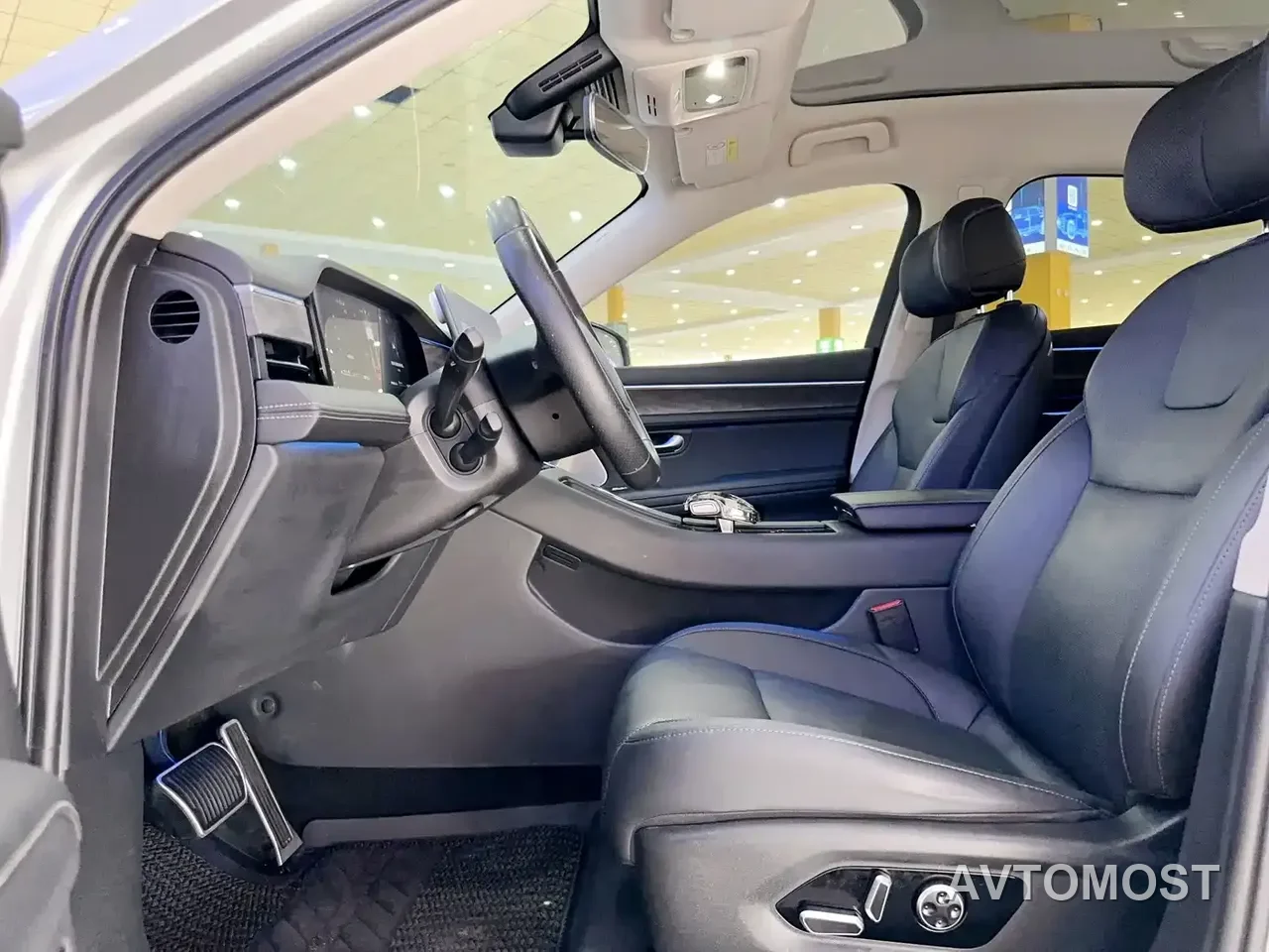 AITO M5 2022 Extended Range AWD Ultimate Edition — фото 11
