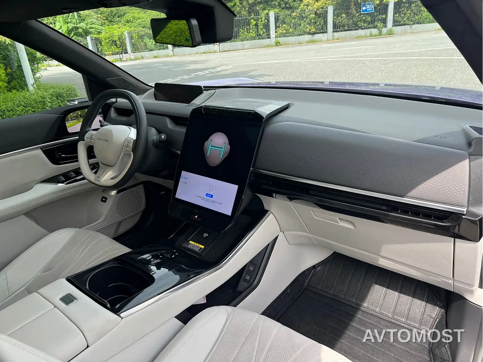 Honda GAC Honda P7 2025 AWD Long Range Max — фото 6